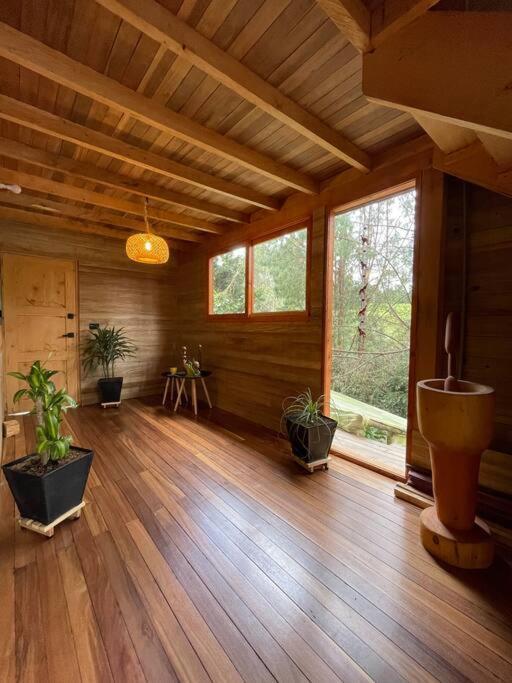 Beehouse Arvi Cabana Guarne Exterior foto