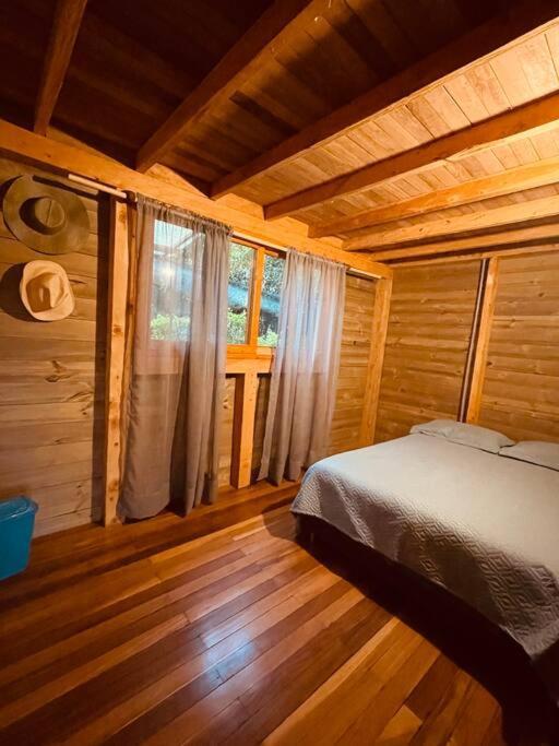 Beehouse Arvi Cabana Guarne Exterior foto